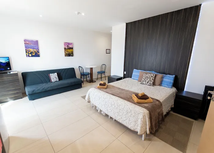 Estrella * Ραμπάτ