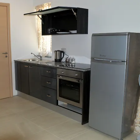 Estrella Apartment *