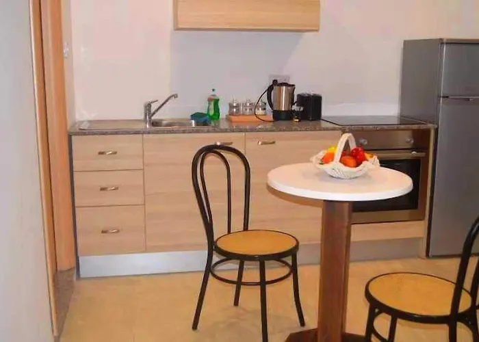 Estrella Apartment *